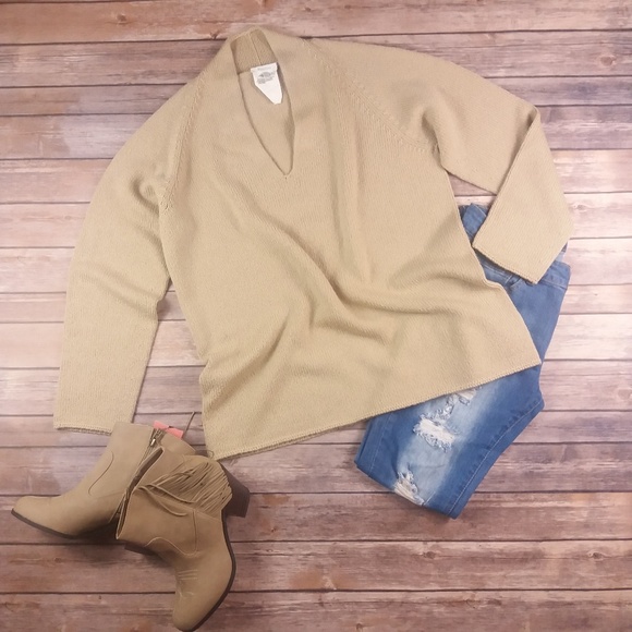 MaxMara Sweaters - MaxMara 100% virgin wool sweater~033